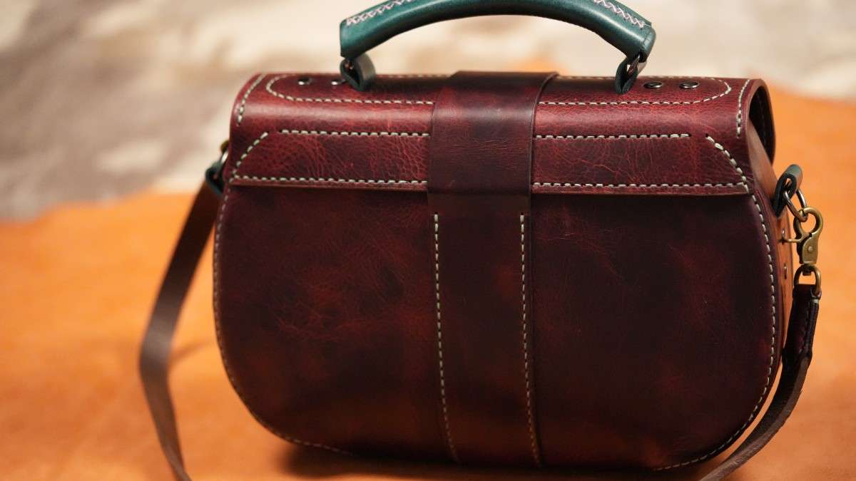 iSondo Burgundy Bag